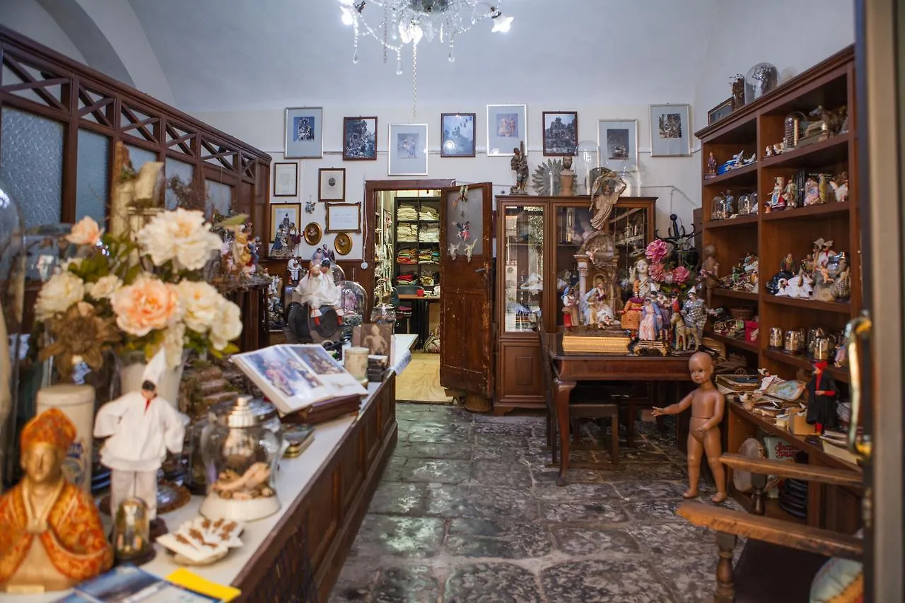 Palazzo Marigliano - Rooms & Suites Neapel Gasthof