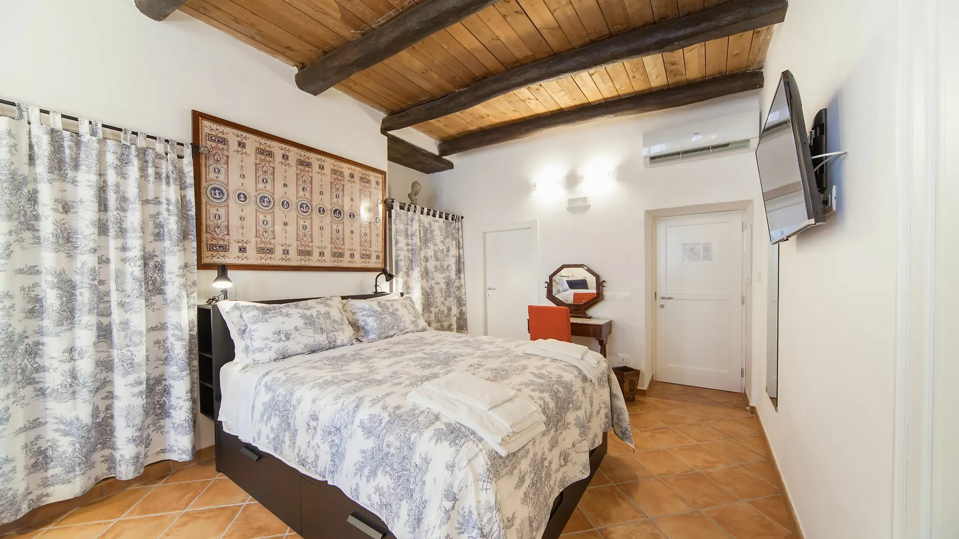 Palazzo Marigliano - Rooms & Suites Neapel