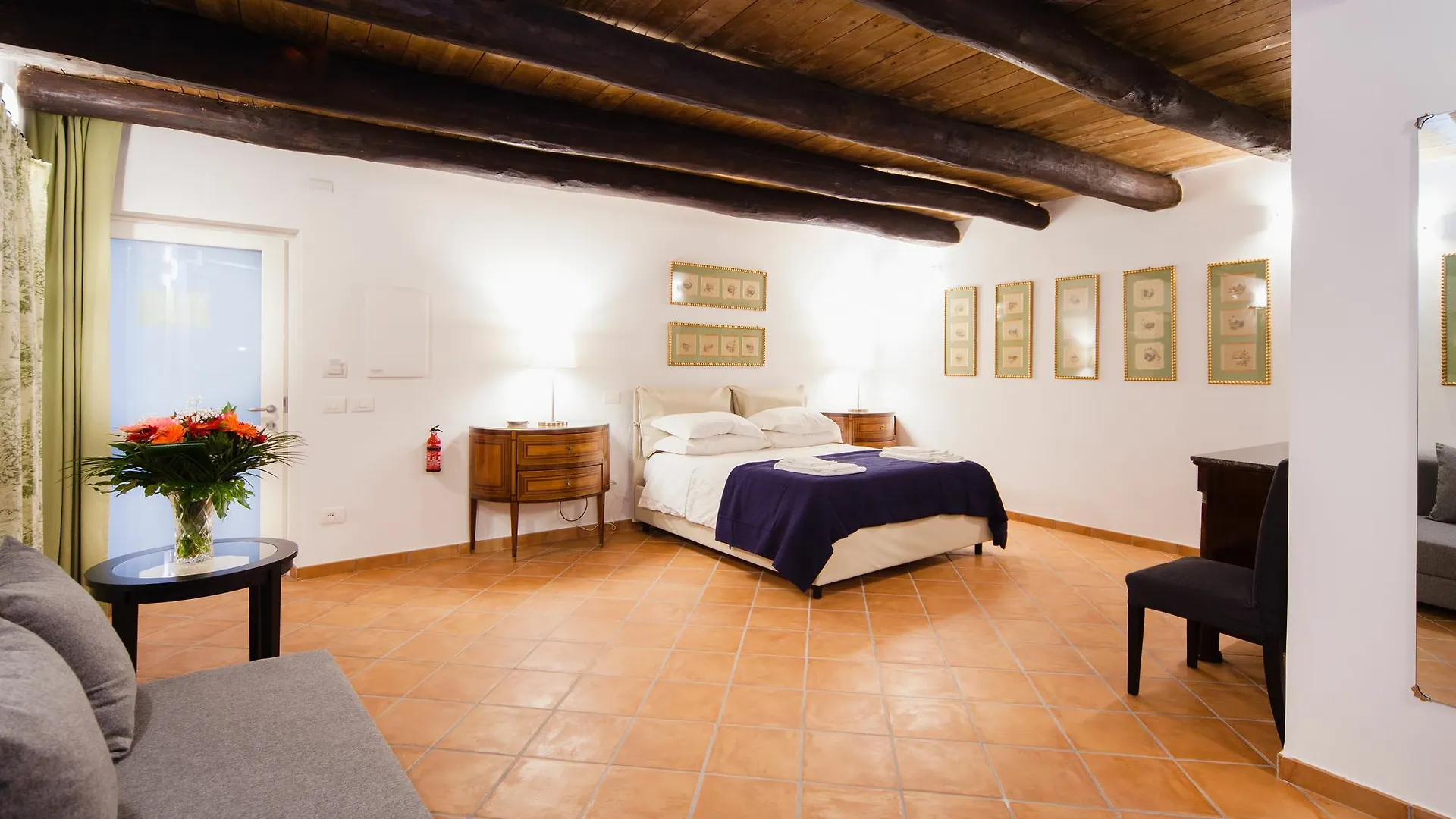 Gasthof Palazzo Marigliano - Rooms & Suites Neapel